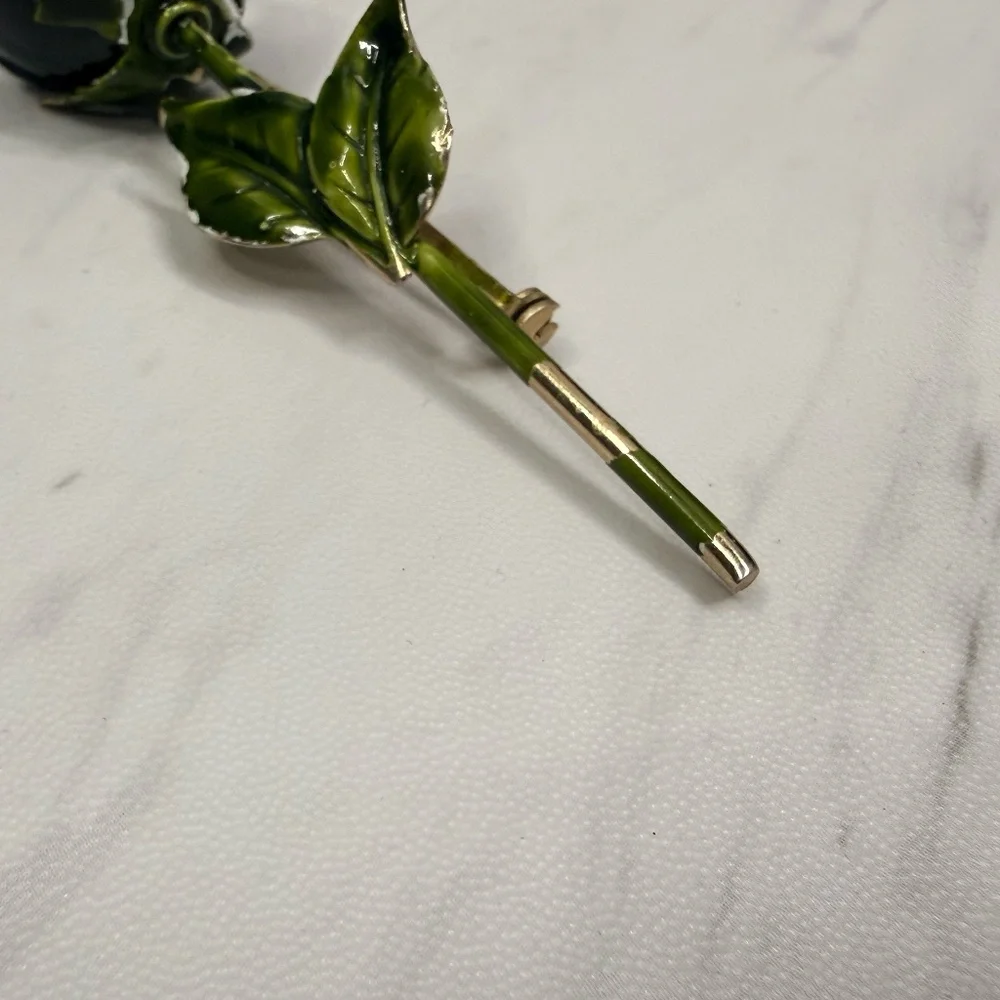 Gold Tone Black Rose Brooch - Picture 10 of 12